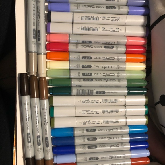 Set of 24 brand new copic marker mix - Picture 2 of 6